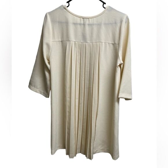 NWT Umgee Cream Crepe Mini Dress w/ Zipper Details Pleated Back SZ M - Picture 4 of 5